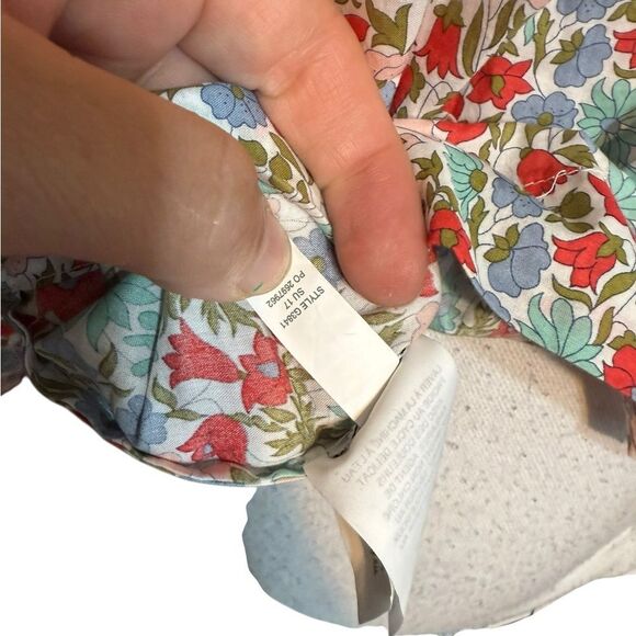 J Crew | Liberty London Fabric Poppy & Daisy Floral Smocked Top Size 2 - Picture 6 of 6